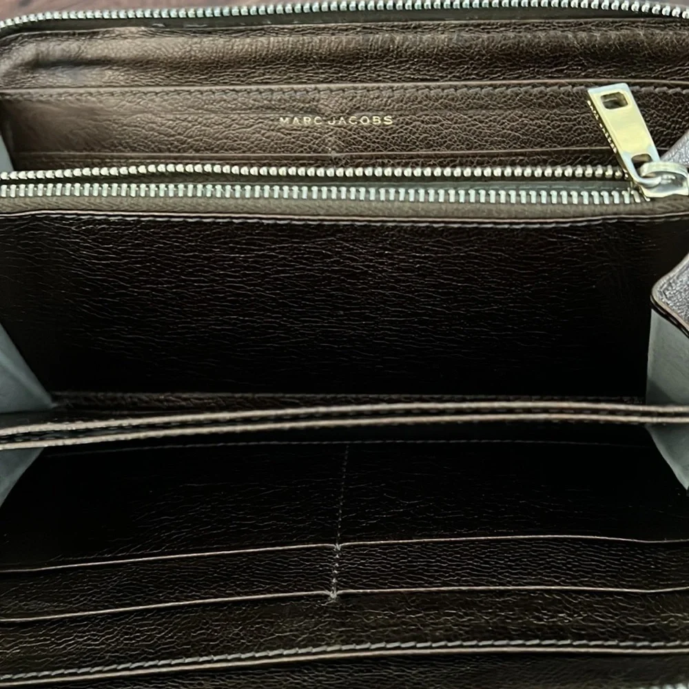 Marc Jacobs wallet